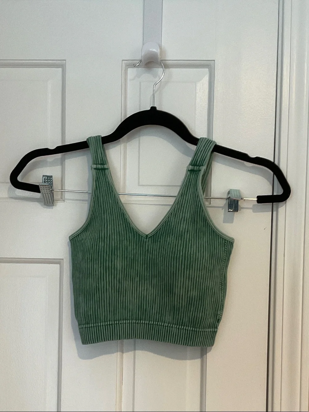 Zenana Ribbed V-Neck Sage Green Crop Tank